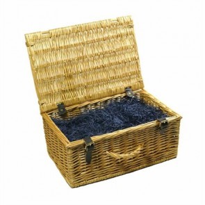 16" Traditional wicker hamper (up to 14 items) 